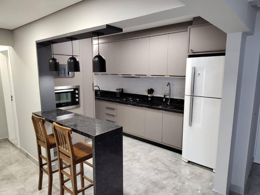 Apartamento Amplo Na Quadra Mar Balneario Camboriu
